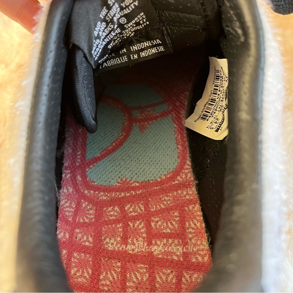 Rare Nike panda fur shoes - Picture 9 of 13